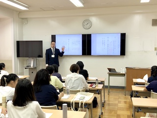 入試チャレンジ解説会（中学受験）と個別相談会（高校受験）を行いました