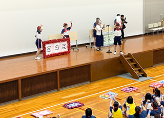 午後の部の様子をご紹介します。総合優勝は紅組でした！