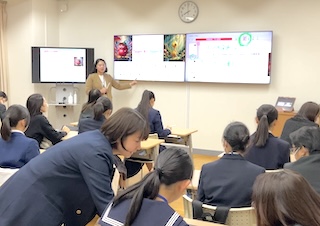 １１/２１（金）、高校受験生向けに「夜の学校説明会」を行いました。