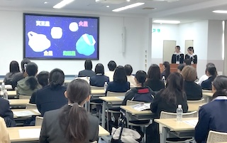 １２/６（土）、高校受験生向けに学校説明会を行いました。