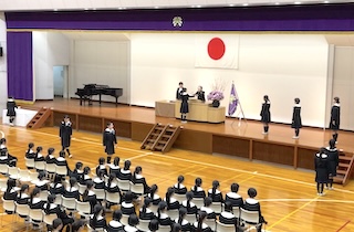 ３/３（火）に第９７期卒業証書授与式を行いました