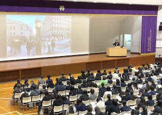 ３/８（日）に高等学校の入学準備会を行いました