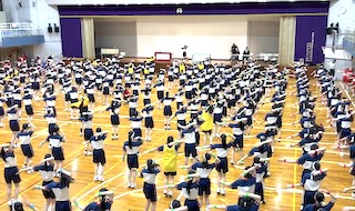 ５/１（金）、スポーツフェスティバルを行いました。
午前の部の様子をお届けします。