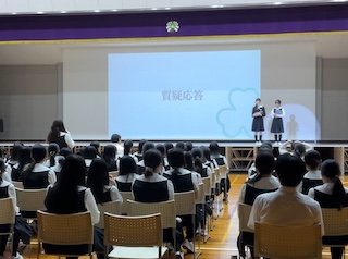 高校２年生が創造性教育「事業化実習」の中間発表を行いました