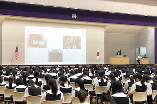 ９/１（火）、本校にて、特別な国際交流イベントが開催されました