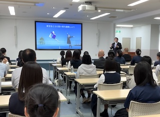 高校受験生向け学校説明会を行いました