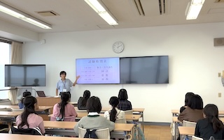 １０/２４（土）に、入試チャレンジと在校生による学校説明会を行いました